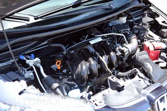 2015 Honda Fit EX - miniatura 21