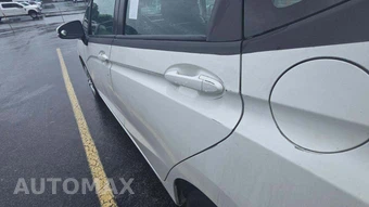 2015 Honda Fit LX - miniatura 22