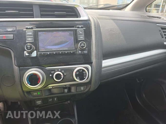 2015 Honda Fit LX – miniatura 10