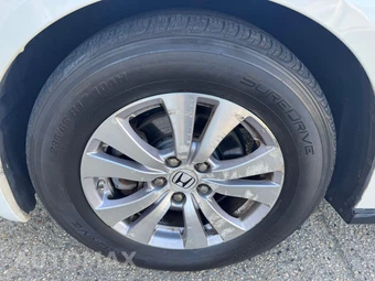 2015 Honda Odyssey EX-L 118.1" WB - miniatura 29