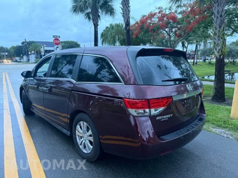 2015 Honda Odyssey EX-L 118.1" WB - miniatura 3