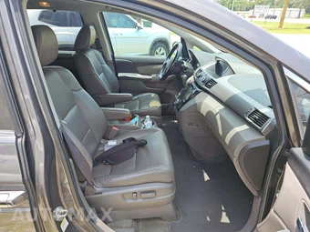 2015 Honda Odyssey EX-L 118.1" WB - miniatura 19