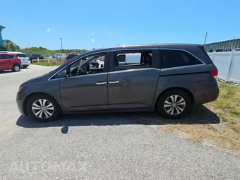 2015 Honda Odyssey EX-L 118.1" WB – miniatura 3
