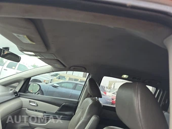 2015 Honda Odyssey LX 118.1" WB – miniatura 15