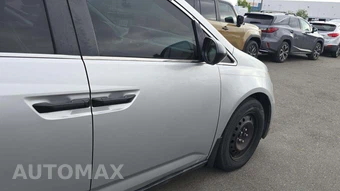 2015 Honda Odyssey LX 118.1" WB – miniatura 35