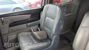 2015 Honda Odyssey LX 118.1" WB – miniatura 40