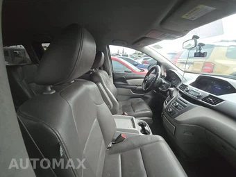 2015 Honda Odyssey LX 118.1" WB – miniatura 8
