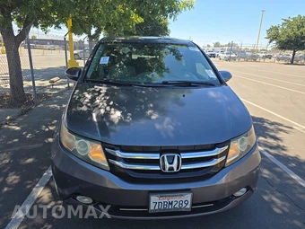 2015 Honda Odyssey Touring 118.1" WB – miniatura 2