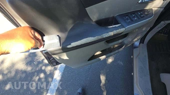 2015 Honda Odyssey Touring 118.1" WB – miniatura 21