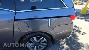 2015 Honda Odyssey Touring 118.1" WB – miniatura 31