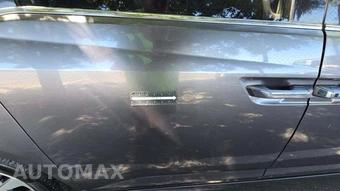 2015 Honda Odyssey Touring 118.1" WB – miniatura 40