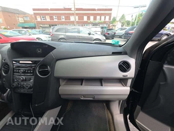 2015 Honda Pilot LX – miniatura 19