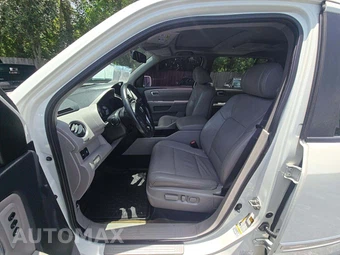 2015 Honda Pilot Touring w/Navigation & RES – miniatura 3