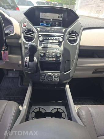 2015 Honda Pilot Touring w/Navigation & RES – miniatura 7