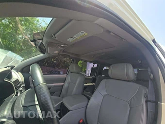 2015 Honda Pilot Touring w/Navigation & RES – miniatura 8