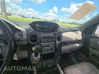 2015 Honda Pilot Touring w/Navigation & RES - miniatura 10