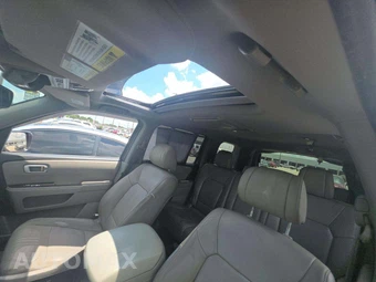 2015 Honda Pilot Touring w/Navigation & RES - miniatura 11