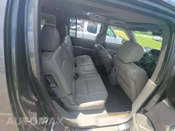 2015 Honda Pilot Touring w/Navigation & RES - miniatura 17