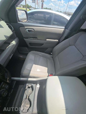 2015 Honda Pilot Touring w/Navigation & RES - miniatura 23