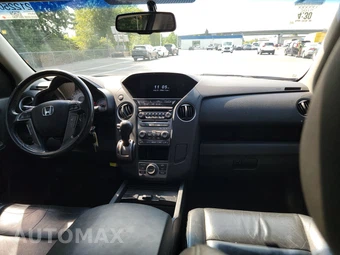 2015 Honda Pilot Touring w/Navigation & RES – miniatura 11