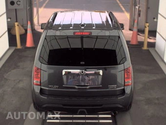 2015 Honda Pilot Touring w/Navigation & RES – miniatura 5