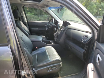 2015 Honda Pilot Touring w/Navigation & RES – miniatura 8