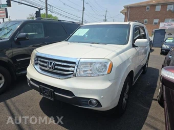 2015 Honda Pilot Touring w/Navigation & RES