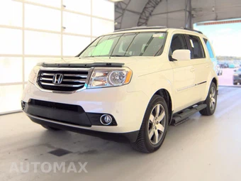 2015 Honda Pilot Touring w/Navigation & RES