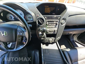 2015 Honda Pilot Touring w/Navigation & RES – miniatura 11