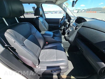 2015 Honda Pilot Touring w/Navigation & RES – miniatura 8