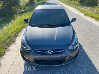 2015 Hyundai Accent GLS Sedan - miniatura 2