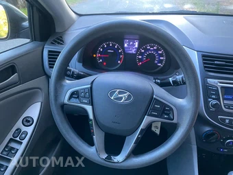 2015 Hyundai Accent GLS Sedan - miniatura 38