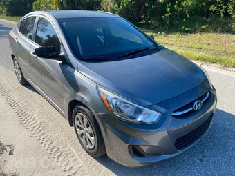 2015 Hyundai Accent GLS Sedan - miniatura 4