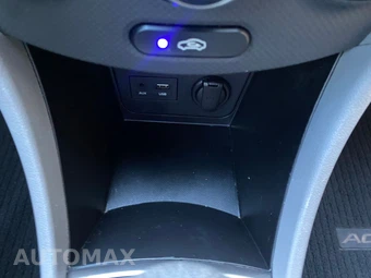 2015 Hyundai Accent GLS Sedan - miniatura 43