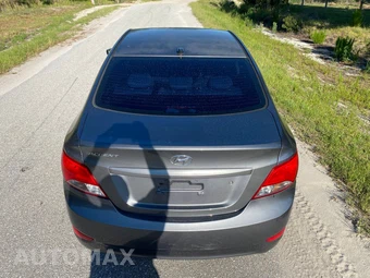 2015 Hyundai Accent GLS Sedan - miniatura 7