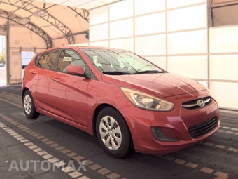 2015 Hyundai Accent GS Hatchback – miniatura 3