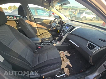2015 Hyundai Elantra GT Hatchback – miniatura 14
