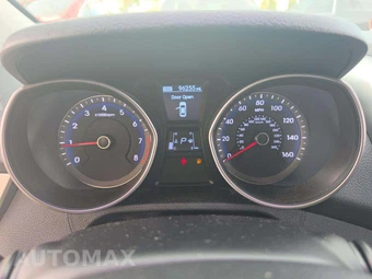 2015 Hyundai Elantra GT Hatchback – miniatura 9