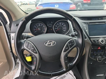 2015 Hyundai Elantra Limited Sedan - miniatura 10