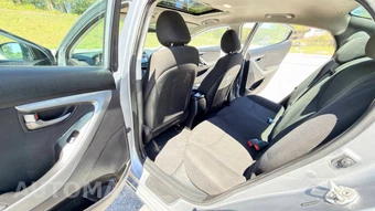 2015 Hyundai Elantra SE Sedan - miniatura 12