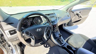 2015 Hyundai Elantra SE Sedan - miniatura 13