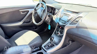 2015 Hyundai Elantra SE Sedan - miniatura 16