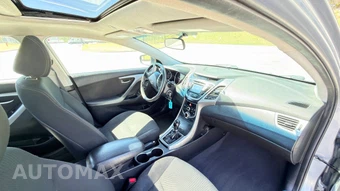 2015 Hyundai Elantra SE Sedan - miniatura 17