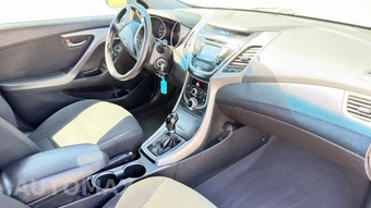 2015 Hyundai Elantra SE Sedan - miniatura 18