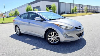 2015 Hyundai Elantra SE Sedan - miniatura 2