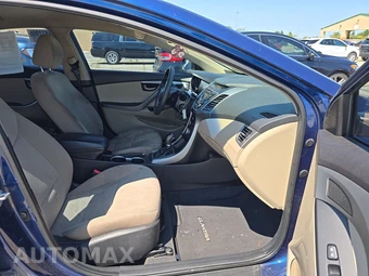 2015 Hyundai Elantra SE Sedan – miniatura 14