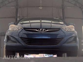 2015 Hyundai Elantra SE Sedan – miniatura 3