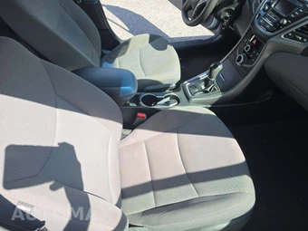 2015 Hyundai Elantra SE Sedan – miniatura 17