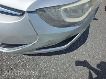 2015 Hyundai Elantra SE Sedan – miniatura 19