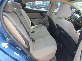2015 Hyundai Elantra SE Sedan - miniatura 16